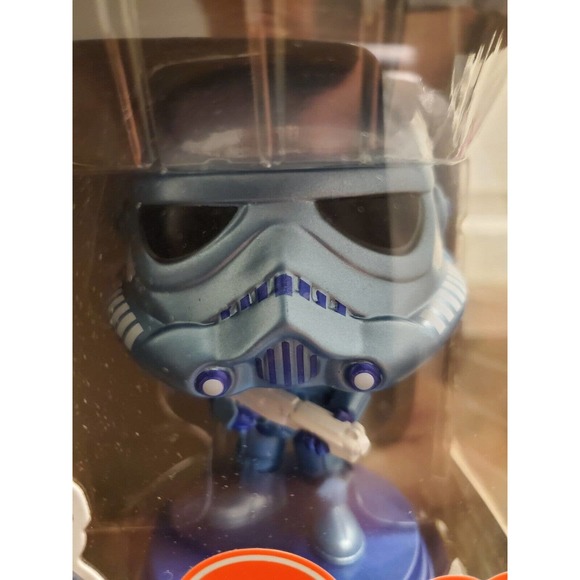 Funko Pop! Star Wars Stormtrooper SE - Make-A-Wish Pops with Purpose! Exclusive! - Picture 4 of 8
